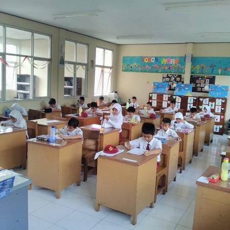 TAK KENAL MAKA TA`ARUF (Mari akrab dengan program Sekolah Dasar Laboratorium Percontohan)